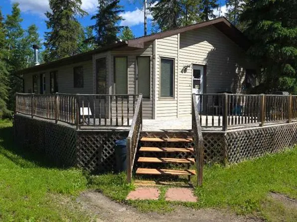 32 S 1st Ave SW, Big Lakes County, AB T0G 1C0