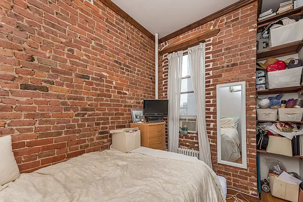 Rented by TZM Realty Properties | media 10