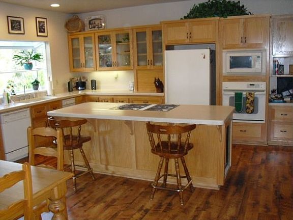 4th image of 20340 Vineyard Ln