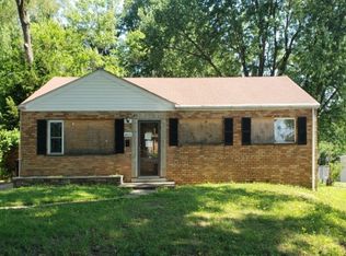 8011 Appleton Dr, Saint Louis, MO 63130