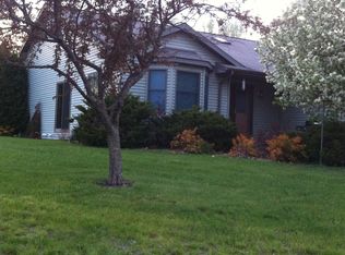 901 Martys Way, Osceola, WI 54020