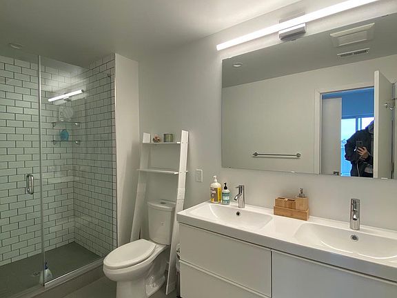 En suite bathroom