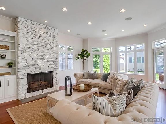 2nd image of 541 Margarita Ave