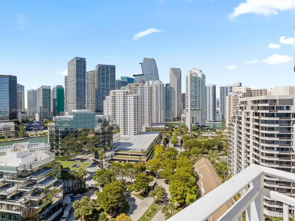 770 Claughton Island Dr Penthouse 18, Miami, FL 33131
