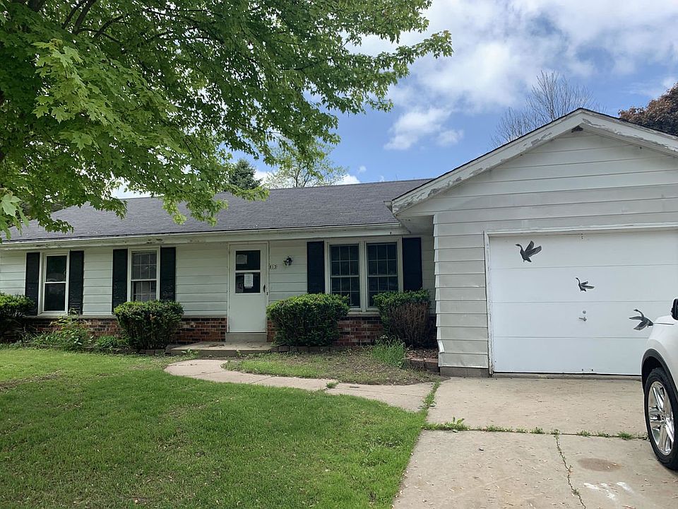 1st image of 813 Pleasantwood Dr