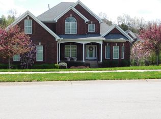 5712 Valley Park Dr, Louisville, KY 40299
