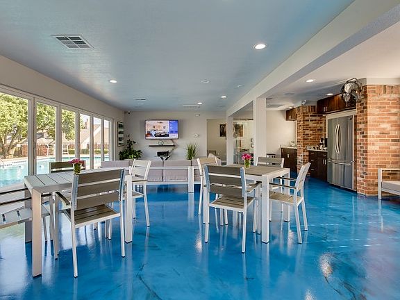3rd image of 4020 Versailles Blvd #672825