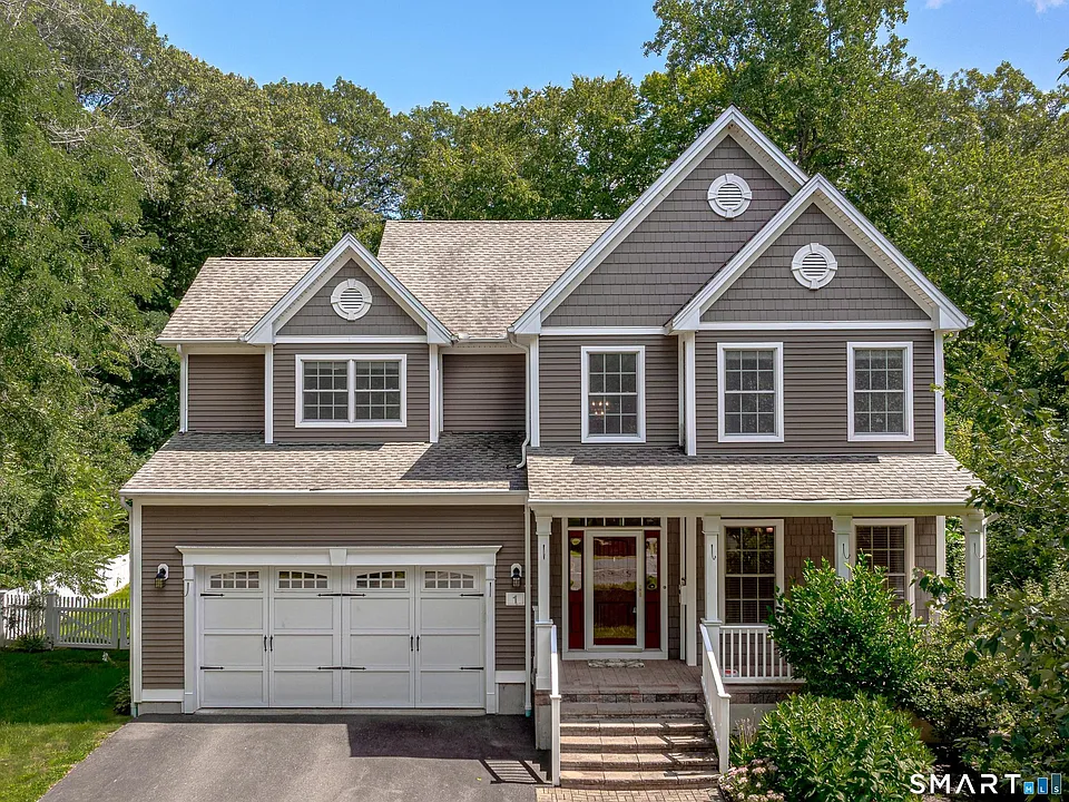 1 Ridgeview Dr