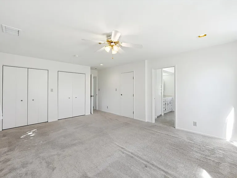 264 W California Ave #C — Photo 8