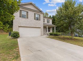 1041 Eldon Ln, Fairburn, GA 30213