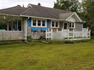 1 Snowberry Ln, Westerly, RI 02891