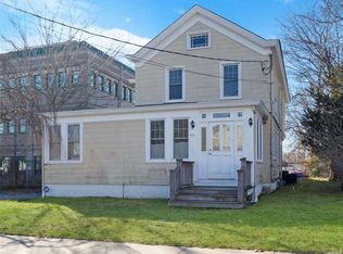 431 Griffing Ave, Riverhead, NY 11901