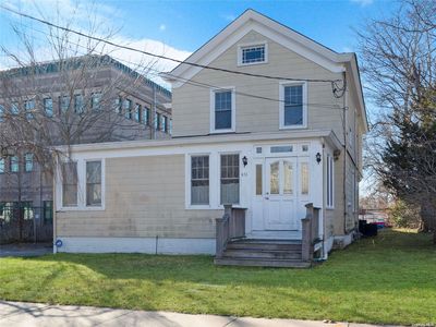 431 Griffing Avenue, Riverhead, NY, 11901