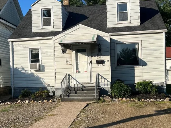 2223 Station Rd, Erie, PA 16510