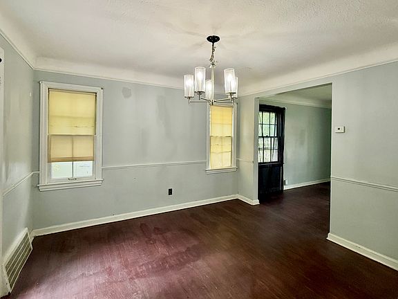 4th image of 5180 Mayview Rd