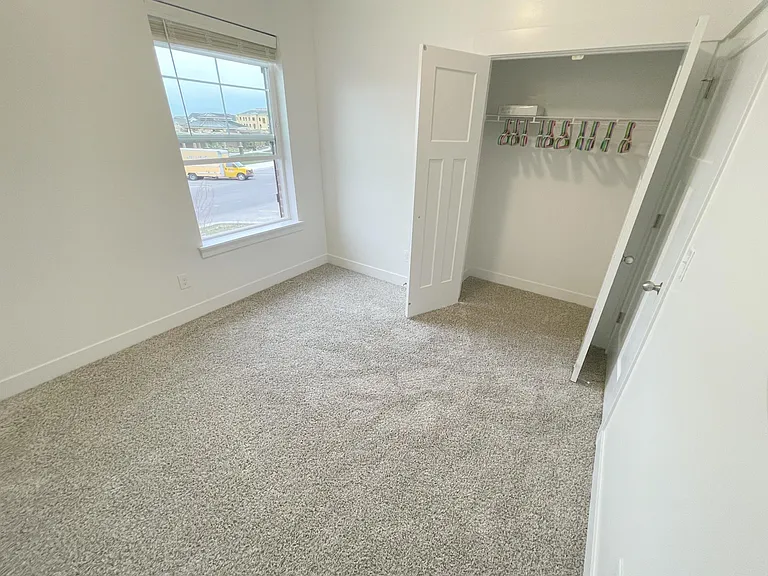 5232 W Cannavale Ln S — Photo 13