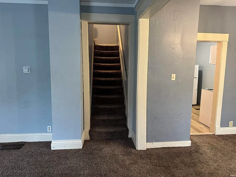 1149 E Indiana Ave — Photo 5