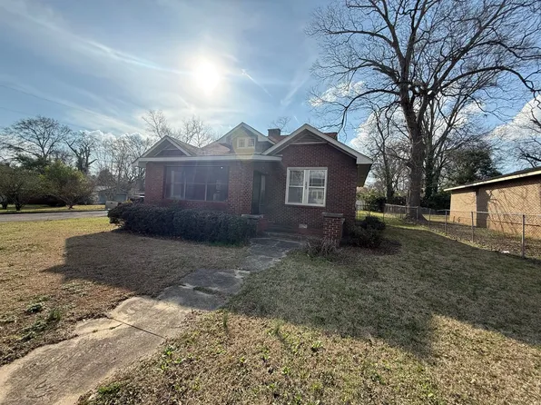 229 S 8th St, Gadsden, AL 35901