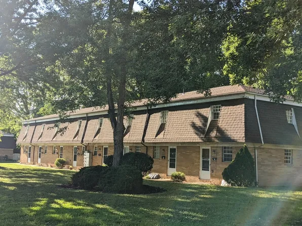 1830 1st St NE, Massillon, OH 44646