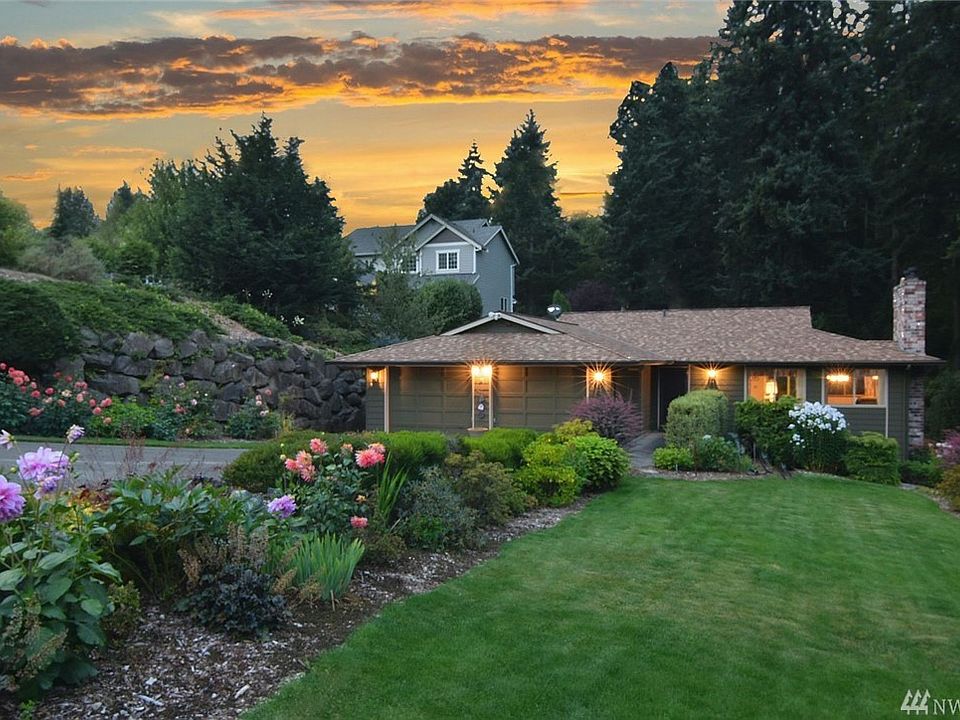 1st image of 3105 169th St SW