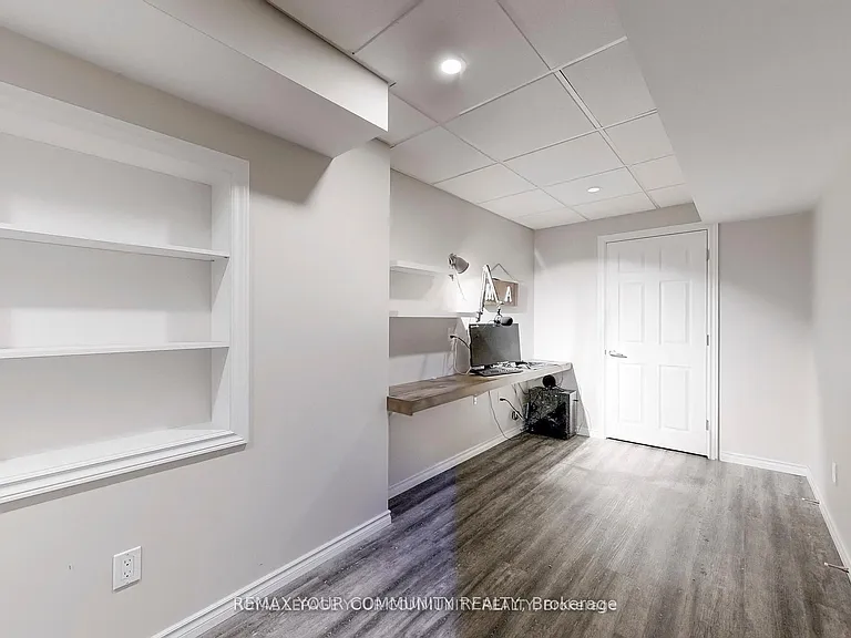 55 Penndutch Cir — Photo 33