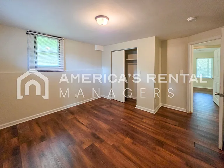 609 Quebec Dr — Photo 22