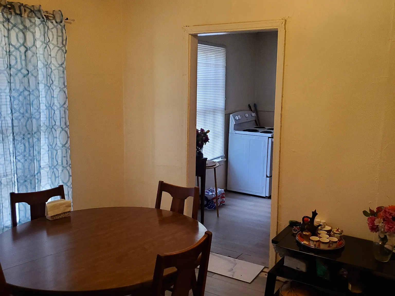 3 bed, 1209 sqft, $855 — Photo 4