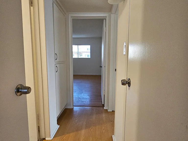 1117 Melrose Ave #8 — Photo 15