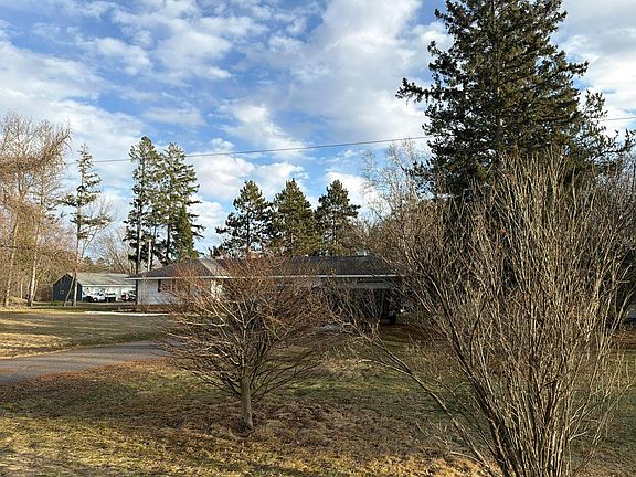 2nd image of 445 5th St SW