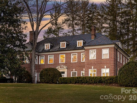 2nd image of 407 Vanderbilt Rd