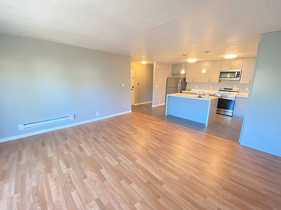 4th image of 411 Euclid Ave APT 8