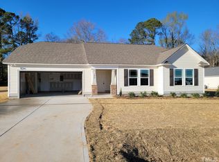 177 Sandcastle Ln, Four Oaks, NC 27524