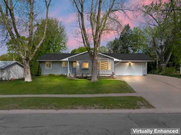 7229 Upper 139th St W, Apple Valley, MN 55124