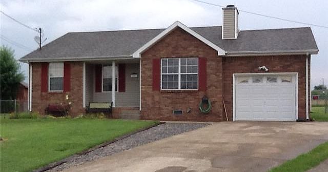 1st image of 207 Windroe Ct