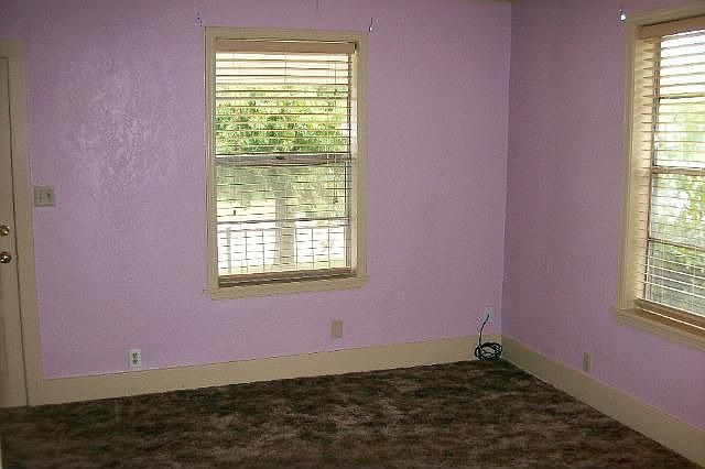 1st image of 247 W 10th Ave