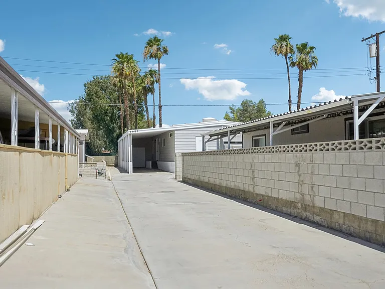 33423 Barcelona Dr — Photo 5