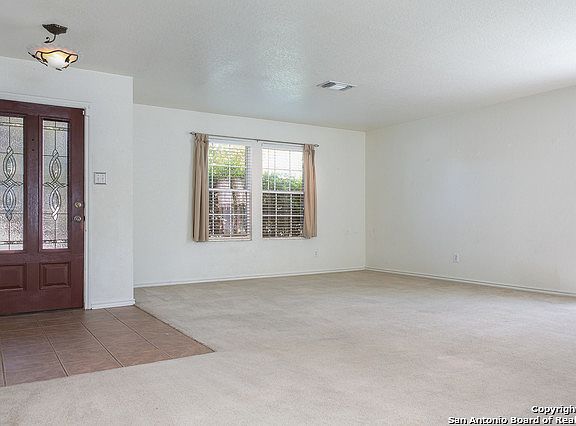 5th image of 673 Northgap Dr
