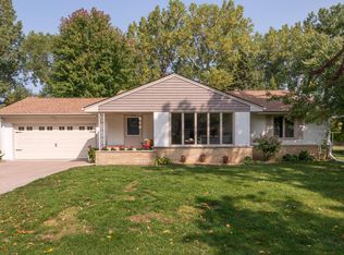 209 69th Ave NE, Fridley, MN 55432