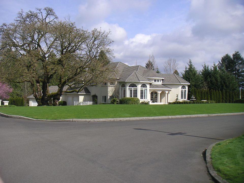 1 acre landscaped prop.