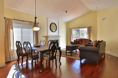 3rd image of 394 Bluebird Ln