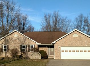 8553 Olde Eight Rd, Northfield, OH 44067