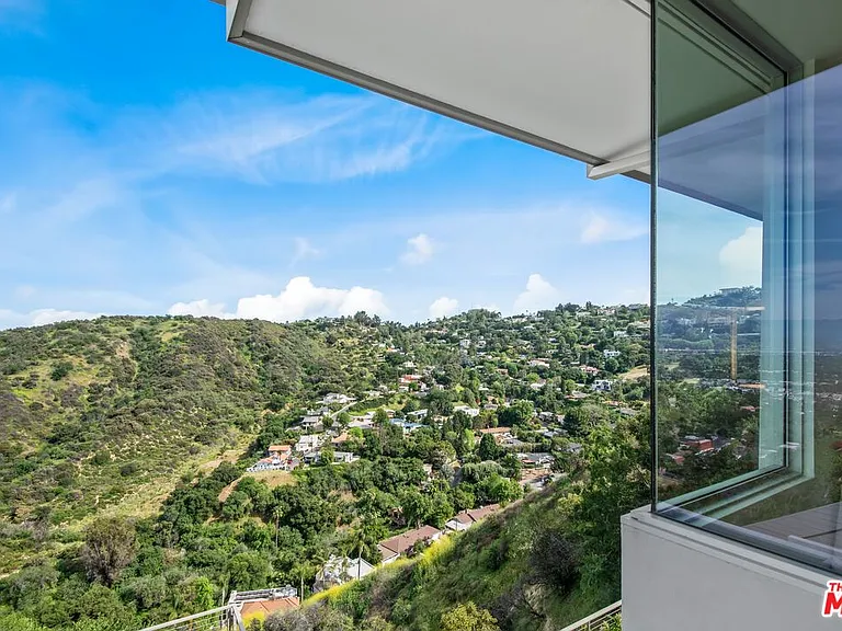 3642 Beverly Ridge Dr — Photo 49