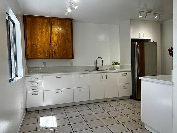 Completely new kitchen with functional and spacious storage, new appliances