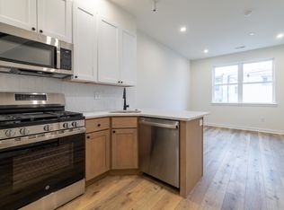 2342 Moore St #2, Philadelphia, PA 19145