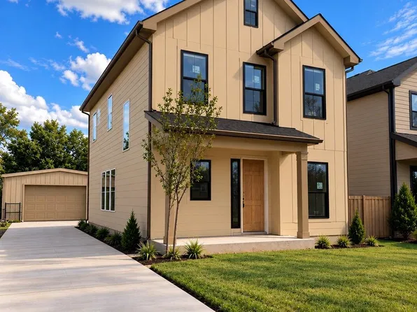 737 S Carroll St, La Porte, TX 77571
