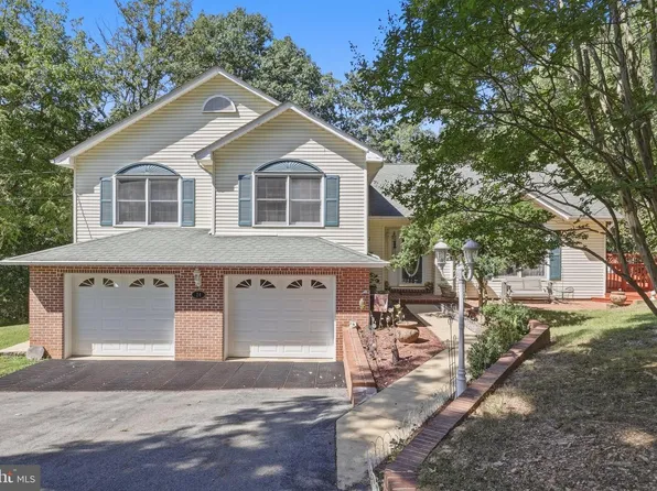 24 Sydney Cir, Harpers Ferry, WV 25425