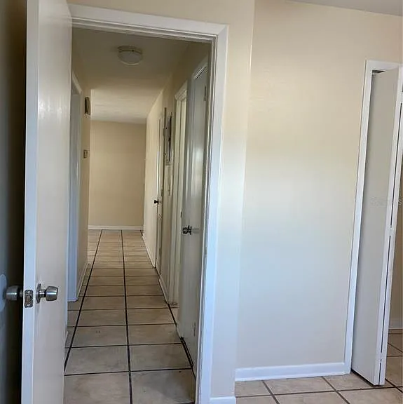 4119 W La Salle St — Photo 17