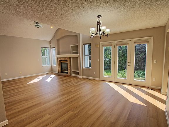 4th image of 17048 Campo Dr