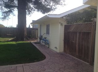 212 Elk St #B, Santa Cruz, CA 95065