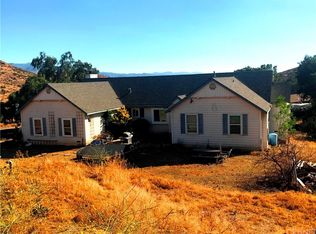 9340 Old Stage Rd, Agua Dulce, CA 91390